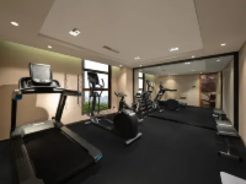 貴陽北站西廣場亞朵酒店