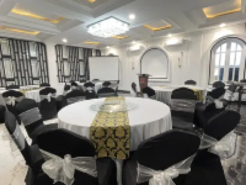 Swiss-Belexpress Palu Hotels in South Palu