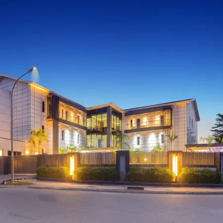 TIDE' HOTELS AND RESORTS LTD