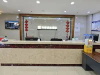 Huayi Select Hotel by Home Inn (Datong Yungang District Wuyue Plaza) 헝안 신구 신핑왕 버스 정류장 주변 호텔