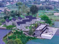 Maisaba Kintamani Luxury Cabin and Bistro Hotels near Lake Batur