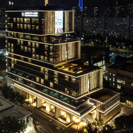 Wuzhou Sports Center Hotel