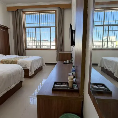 Tonghai Yuxi Xindu Hotel