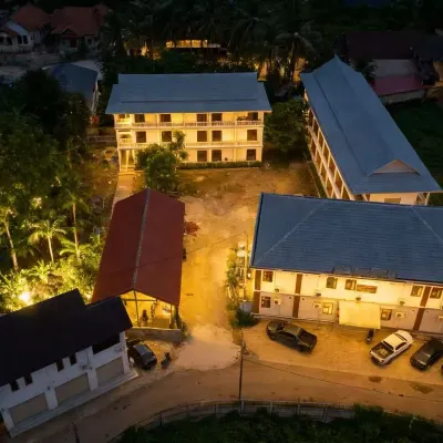 LongJiang International Hotel โรงแรมใกล้น้ำตกตาดทอง