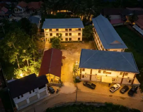 LongJiang International Hotel โรงแรมใกล้น้ำตกตาดทอง