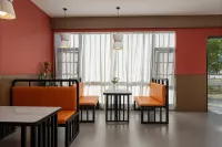 Runcheng Yayun Hotel - فطور