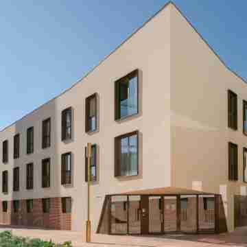 Blau Student Housing - Student Only Hotel Exterior