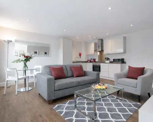 Roomspace Serviced Apartments - Trinity House Hotels in Reigate