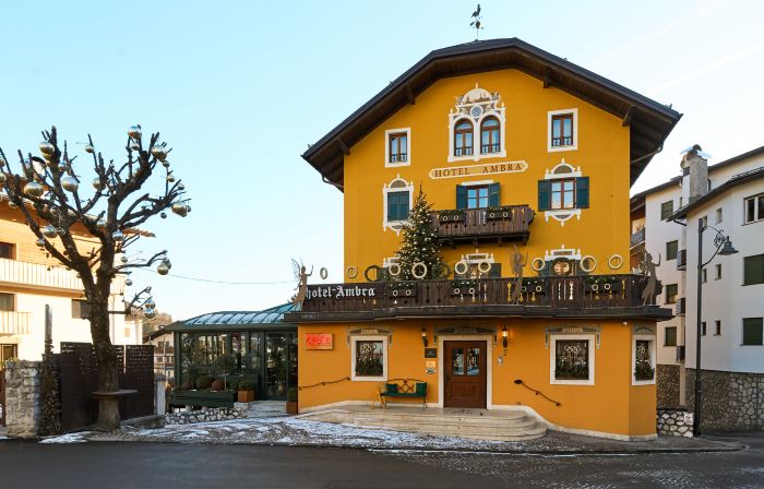 Ambra Cortina Luxury&Fashion Hotel