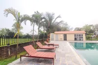 Center Park Resort Pvt. Ltd - مسبح