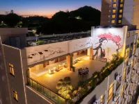Qianshan Heyue Hotel