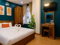 Thu Hien Hotel – Near the Market with Projector โรงแรมใกล้บ้านพักคนบ้า