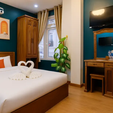 Thu Hien Hotel – Near the Market with Projector