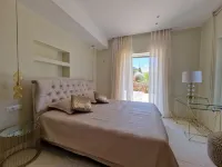 Villa Arian