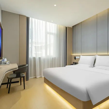 Super 8 Hotel (Anyue County Central Times Square)