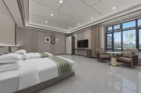 Jinquan Xiaozhu · Double Swimming Pool Family-Friendly Chinese Inn (Khorgas Station) - С бассейном