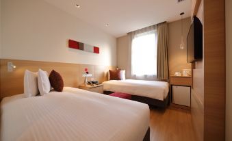 Red Roof Inn & Suites Osaka Namba Nipponbashi