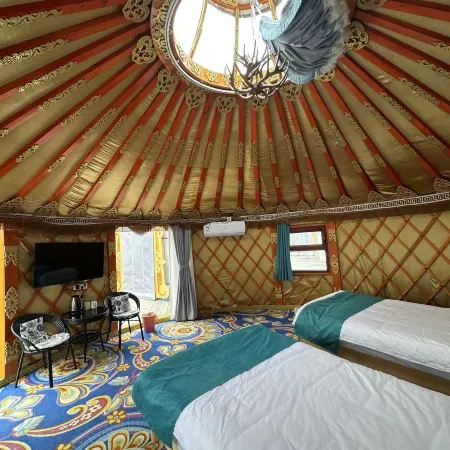 Laoliu Yurt
