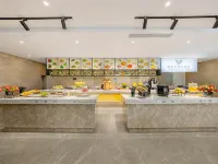 Vienna International Hotel (Yinchuan Yuhuangge Branch) Hotels near Nanmen Tower
