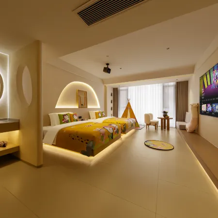 Qipu Xiaozhu Design Guesthouse (Huangguoshu Waterfalls Scenic Area)