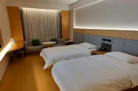 Wanxiang Apartment (Zhenzhu Qingyuan Milk Tea Burger Shop)