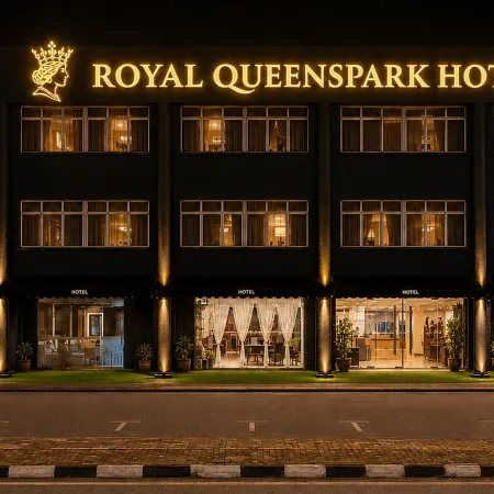 Royal Queenspark Hotel