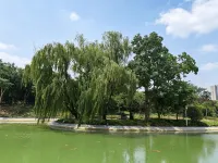 Xinxiang Jianguo HIDDEN Garden-Style Hotel - Hot Tub