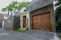 3BR Villa Orange Seminyak - ห้องครัว