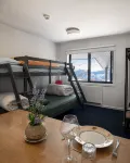 Hotham Central Ski Out Studio w/ pool, spa & sauna - Uima-altaat