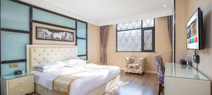 Xinmi Tianze Hotel (Zhongqiang Guangnian City Plaza) Hotels in Xinmi