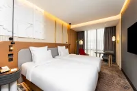 Mövenpick Yerevan - 5-Star