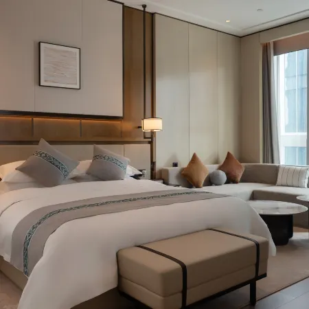 Dongfang Wenlan Hotel (Wuyue Plaza)