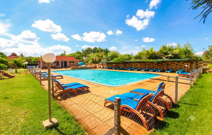 Poa Place Resort & Hotel - Where Nature Meets Comfort