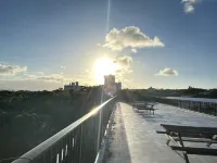 Smile Smart Inn Okinawa churaumi - 2-Star