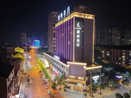 Lavande Hotels (Taofang Branch, Taoyuan County, Changde City) - parcheggio
