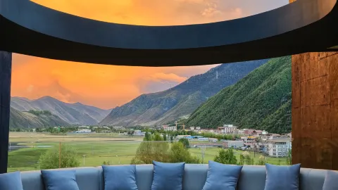 Black Stone Hotel in Kangding
