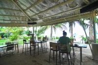 YAMA APARTMENTS - Private Beachfront - Apartments