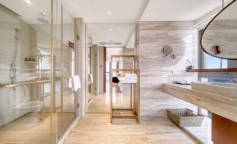 Ganghua Harbor Hotel (Chengdu Century City New Exhibition Global Center)