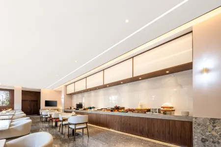 Atour Hotel Joy City, Lu Xun Hometown, Shaoxing Отели рядом с достопримечательностью «Shen's Garden»