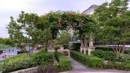 Urban Island Hotel Shanghai Отели рядом со станцией Anting North Railway Station