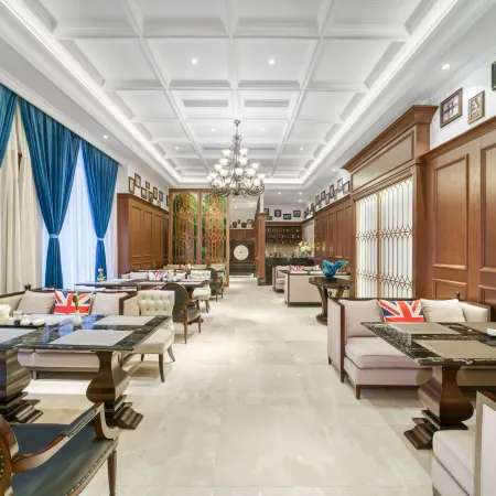 New World Hotel