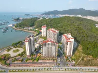 Fengyue Four Seasons Apartment Hotel (Yangjiang Hailing Island North Luowan Branch)