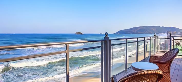 Poly Hailing Island Resort (Shili Silver Beach Nabaihui Store) Hotels in Yangjiang