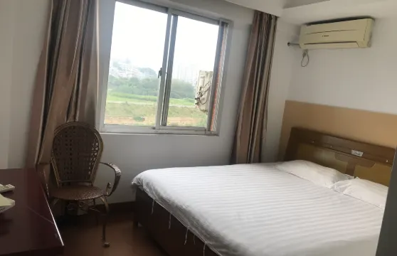 華安假日温泉賓館