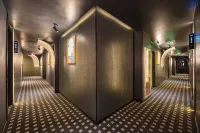 Alan Anlan Yunju Hotel (Zhongjie Flagship Store)