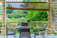 若靈家·溯溪星空泳池親子度假galaxy美宿（餘村兩山店） 鄰近安吉荷花山漂流服務站的酒店