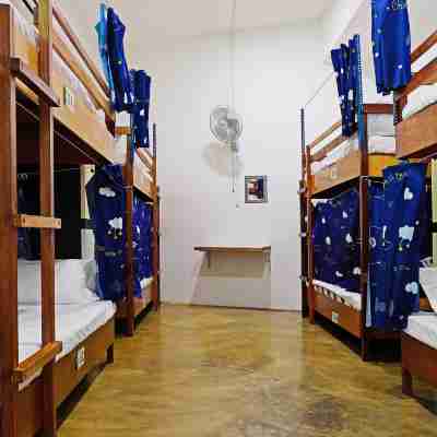 SPOT ON 89805旅行者之家 Rooms