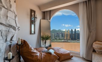 Landscape Riverview Designer Homestay (Jiefangbei Hongyadong Branch)