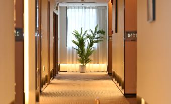 Huangyuxuan Hotel (Fumin Subway Station of Shenzhen Convention and Exhibition Center)