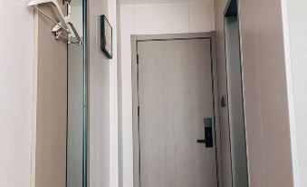 Wanrong Dingsheng Business Hotel